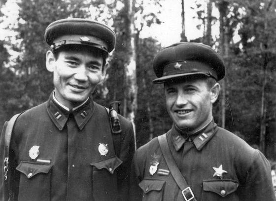 Бауыржан Момышулы: биография и творческое наследие Бауыржан Момышулы: биография и творческое наследие