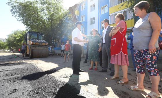 100 дворов заасфальтируют в Актобе в 2020 году 100 дворов заасфальтируют в Актобе в 2020 году