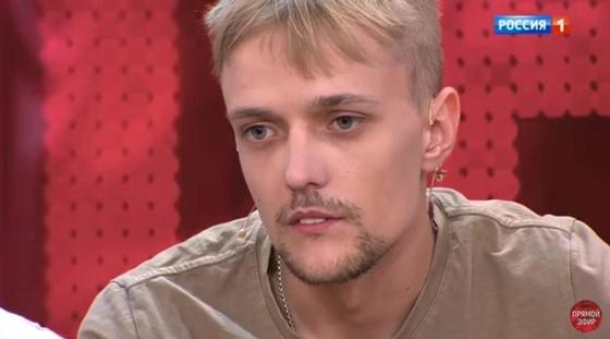 Получивший результаты ДНК-теста Зверев-младший расплакался (видео) Получивший результаты ДНК-теста Зверев-младший расплакался (видео)