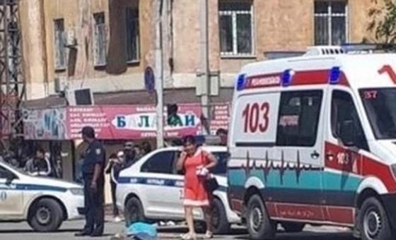 Автобус размозжил голову пешехода: в ДВД Актобе прокомментировали инцидент Автобус размозжил голову пешехода: в ДВД Актобе прокомментировали инцидент