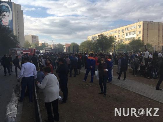 Многоэтажный дом загорелся в Актобе (фото) Многоэтажный дом загорелся в Актобе (фото)