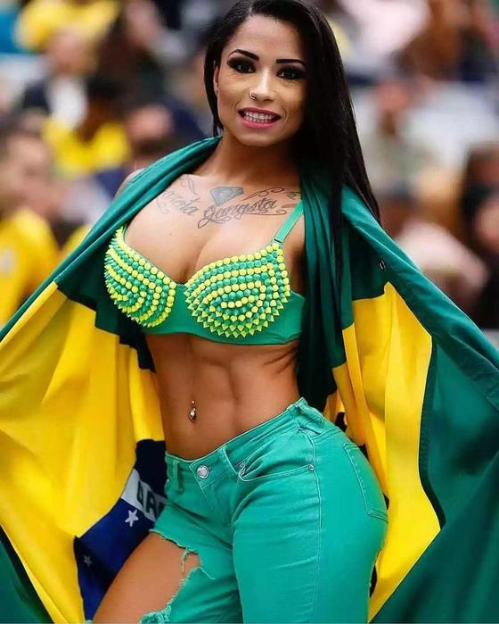 Самые горячие болельщицы на чемпионате мира по футболу Самые горячие болельщицы на чемпионате мира по футболу