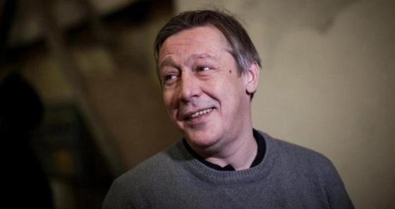 Ефремов опять обматерил зрителей со сцены Ефремов опять обматерил зрителей со сцены