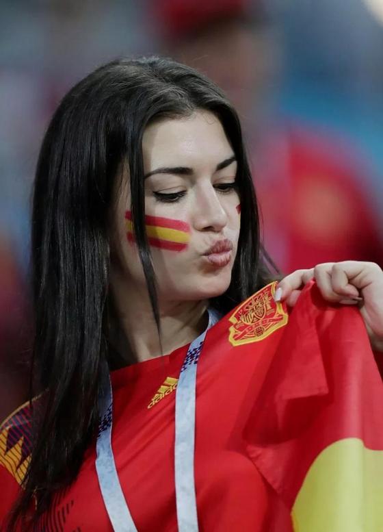 Самые горячие болельщицы на чемпионате мира по футболу Самые горячие болельщицы на чемпионате мира по футболу