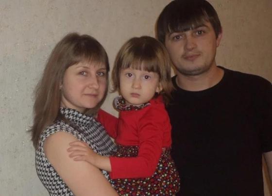 27.02 Девочка из Караганды мечтает играть в догонялки со сверстниками 27.02 Девочка из Караганды мечтает играть в догонялки со сверстниками