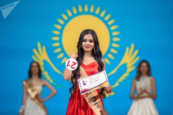 Названа самая красивая девушка СНГ Названа самая красивая девушка СНГ
