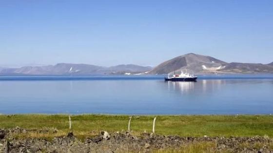 Житель Аляски заблудился и приплыл на Чукотку Житель Аляски заблудился и приплыл на Чукотку