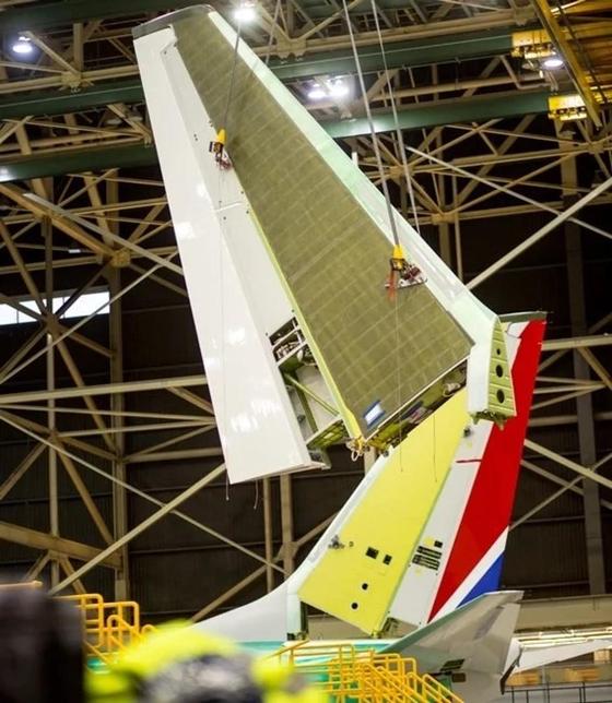 Эксклюзивные фотографии сборки первого Boeing-737 MAX 8 Авиакомпании SCAT Эксклюзивные фотографии сборки первого Boeing-737 MAX 8 Авиакомпании SCAT