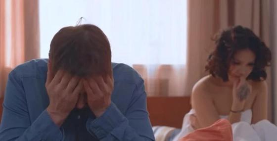Байзақованы өз фильміне түсірген қазақ актері атышулы бойжеткенге қатысты өз ойын айтты Байзақованы өз фильміне түсірген қазақ актері атышулы бойжеткенге қатысты өз ойын айтты