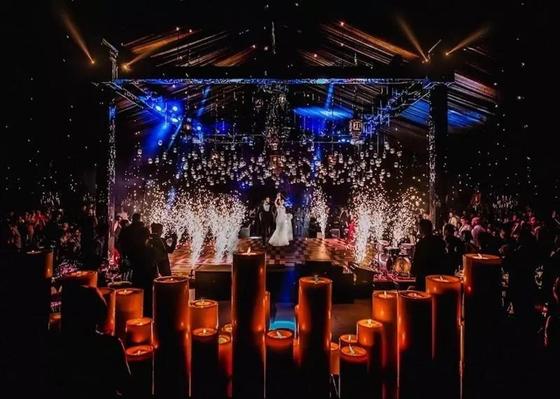 Әлем жұртшылығын тәнті еткен ең әсерлі той суреттері Әлем жұртшылығын тәнті еткен ең әсерлі той суреттері