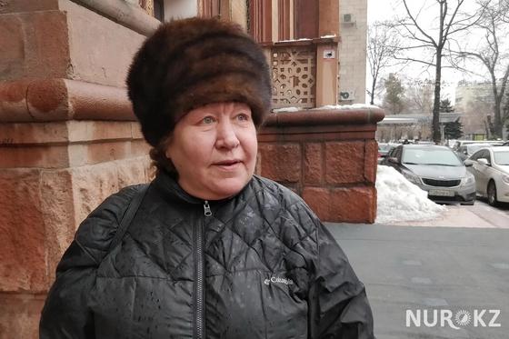 Алматинцы рассказали, зачем ходят на Кашпировского Алматинцы рассказали, зачем ходят на Кашпировского