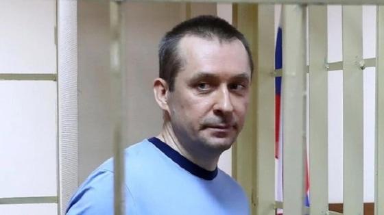 Суд отказался вернуть миллиарды полковнику Захарченко Суд отказался вернуть миллиарды полковнику Захарченко