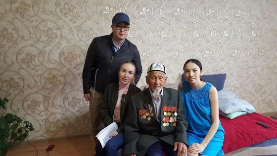 Помним и чтим: молодежь компании Транстелеком поздравила ветеранов в Астане Помним и чтим: молодежь компании Транстелеком поздравила ветеранов в Астане