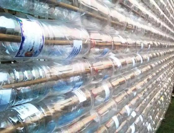 стеновые панели из пластиковых бутылок стеновые панели из пластиковых бутылок