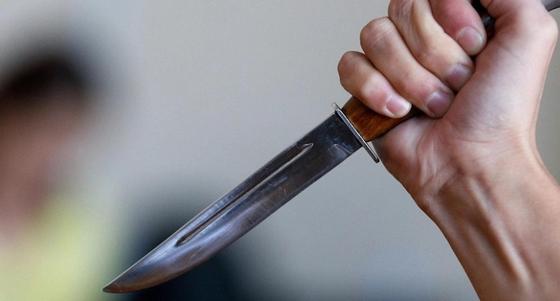 Женщина зарезала мужа в России и скрылась в глухом селе под Карагандой Женщина зарезала мужа в России и скрылась в глухом селе под Карагандой