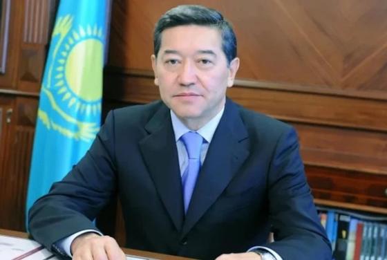 Қазақстан премьер-министрлері: әртүрлі жылдарда үкіметті кім басқарды? Қазақстан премьер-министрлері: әртүрлі жылдарда үкіметті кім басқарды?