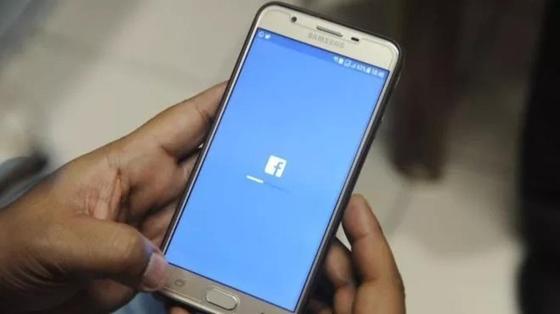 Роскомнадзор заблокировал сетевые адреса "Фейсбука", "ВКонтакте" и "Яндекса" Роскомнадзор заблокировал сетевые адреса "Фейсбука", "ВКонтакте" и "Яндекса"