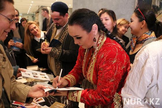Итальянцы устроили столпотворение на казахоязычной премьере «Абая» в Италии (фото, видео) Итальянцы устроили столпотворение на казахоязычной премьере «Абая» в Италии (фото, видео)