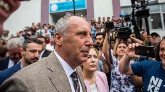 Выборы в Турции: Эрдоган празднует победу Выборы в Турции: Эрдоган празднует победу