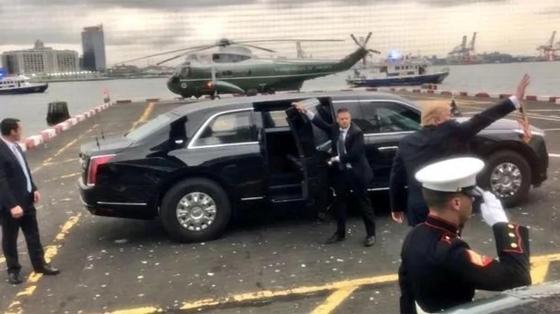 Холодильник с кровью: что хранит в себе и как выглядит лимузин Трампа (фото, видео) Холодильник с кровью: что хранит в себе и как выглядит лимузин Трампа (фото, видео)