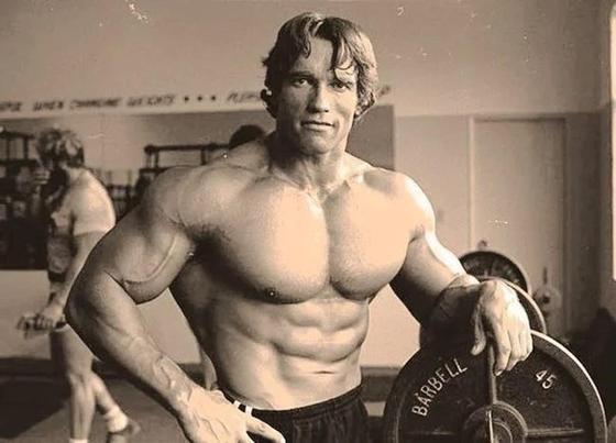 Арнольд Шварценеггер Арнольд Шварценеггер
