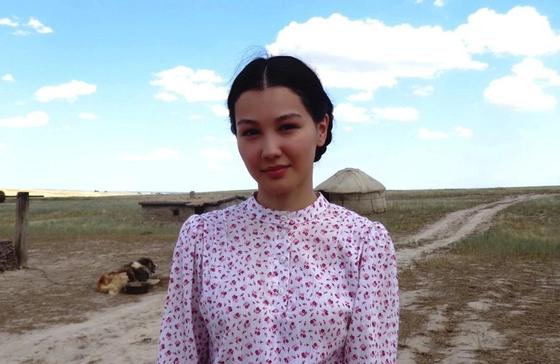 Аружан в роли Умит Аружан в роли Умит