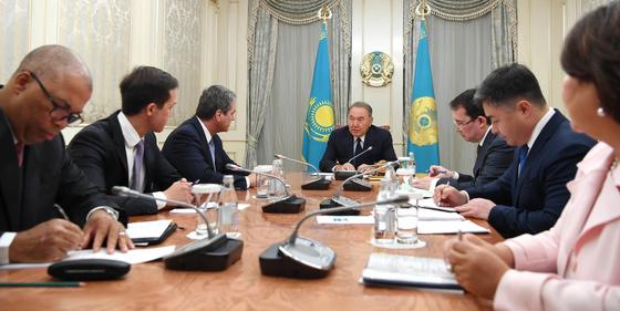 Назарбаев встретился с генеральным директором ВТО Назарбаев встретился с генеральным директором ВТО