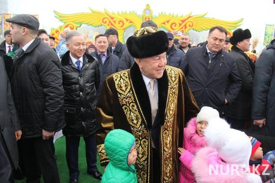 Елбасы қазақстандықтарды наурыз мерекесімен құттықтады (фото) Елбасы қазақстандықтарды наурыз мерекесімен құттықтады (фото)