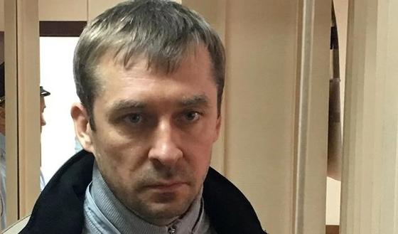Откуда у полковника Захарченко миллионы долларов и евро, навсегда останется тайной Откуда у полковника Захарченко миллионы долларов и евро, навсегда останется тайной