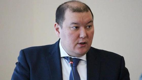 Сына депутата, задержанного по делу Бишимбаева, просят отпустить на свободу Сына депутата, задержанного по делу Бишимбаева, просят отпустить на свободу