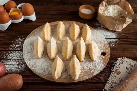 Пирожки в духовке с картошкой: рецепт Пирожки в духовке с картошкой: рецепт