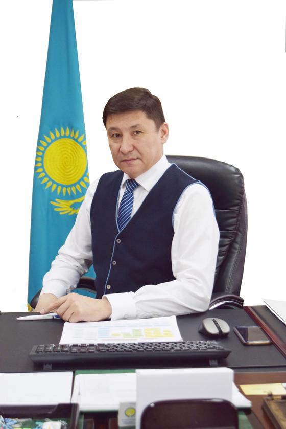 Ақтөбедегі атышулы ректор Сапарбаевтың орынбасарымен қандай байланысы бар екенін айтты Ақтөбедегі атышулы ректор Сапарбаевтың орынбасарымен қандай байланысы бар екенін айтты