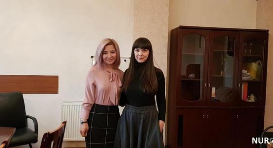 Әйкерім Жұмағұлова "Отырар" медиаxолдингінің бұрынғы басшысымен Әйкерім Жұмағұлова "Отырар" медиаxолдингінің бұрынғы басшысымен