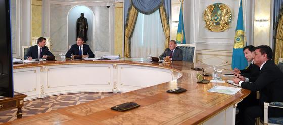 Исекешев рассказал Назарбаеву о строительстве новых объектов Астане Исекешев рассказал Назарбаеву о строительстве новых объектов Астане