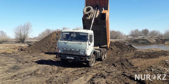 Прорыв плотины в ЗКО: ущерб 35 млн тенге выплатят подрядчики Прорыв плотины в ЗКО: ущерб 35 млн тенге выплатят подрядчики