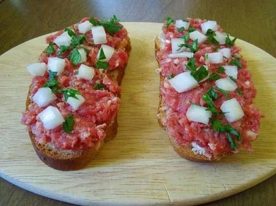 Туристердің зәресін ұшыратын әлемдегі ең оғаш 20 ұлттық тағам Туристердің зәресін ұшыратын әлемдегі ең оғаш 20 ұлттық тағам