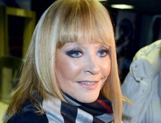 Жүріп-тұруы қиындаған Алла Пугачева жағдайы мүшкіл екенін айтты Жүріп-тұруы қиындаған Алла Пугачева жағдайы мүшкіл екенін айтты