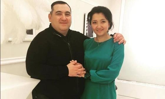 Элдар Гамилзаде жарымен бірге. Фото Facebook Элдар Гамилзаде жарымен бірге. Фото Facebook