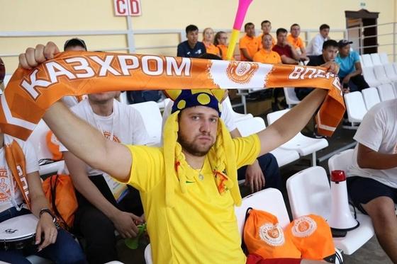 Легендарный Рой Джонс-младший приехал в Рудный на II спартакиаду ERG Легендарный Рой Джонс-младший приехал в Рудный на II спартакиаду ERG