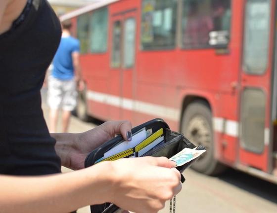 Стоимость проезда в пригородных маршрутах Алматы повысилась до 130 тенге Стоимость проезда в пригородных маршрутах Алматы повысилась до 130 тенге