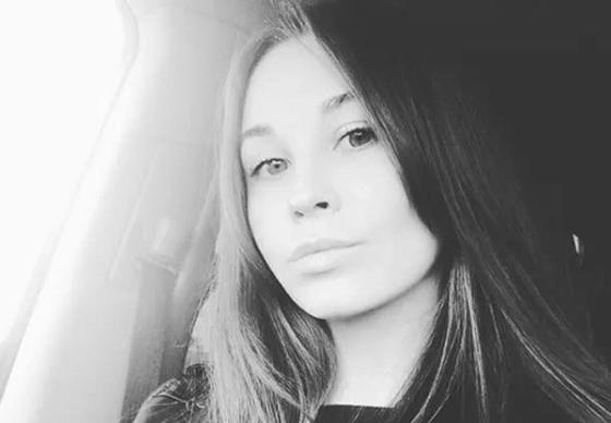 Возлюбленная хоккеиста КХЛ погибла в авиакатастрофе в Подмосковье Возлюбленная хоккеиста КХЛ погибла в авиакатастрофе в Подмосковье