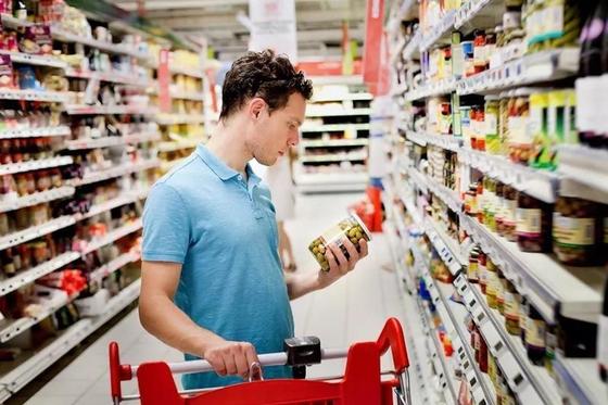 Продавцов подделок в Казахстане оштрафовали на 16 млн тенге Продавцов подделок в Казахстане оштрафовали на 16 млн тенге