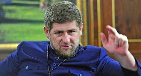 Кадыров считает убийцу полковника Буданова народным героем Кадыров считает убийцу полковника Буданова народным героем