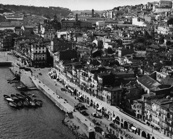 Элиза и Марсела: лесбиянки, обманувшие церковь и венчавшиеся в 1901 году Элиза и Марсела: лесбиянки, обманувшие церковь и венчавшиеся в 1901 году