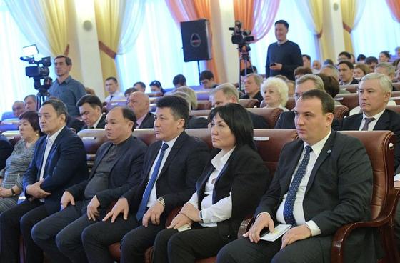 Партия «Нур Отан» и Федерация профсоюзов Казахстана подписали меморандум о сотрудничестве в Павлодаре Партия «Нур Отан» и Федерация профсоюзов Казахстана подписали меморандум о сотрудничестве в Павлодаре