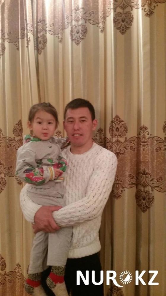 Туған баласы көз алдында өз өзін өртеп жіберген ана елге жанайқайын жеткізді (фото) Туған баласы көз алдында өз өзін өртеп жіберген ана елге жанайқайын жеткізді (фото)
