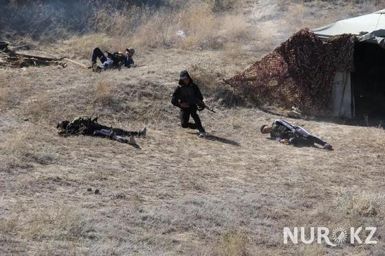 «30 кг под водой»: Что из себя представляют боевые пловцы ВС Казахстана (фото) «30 кг под водой»: Что из себя представляют боевые пловцы ВС Казахстана (фото)