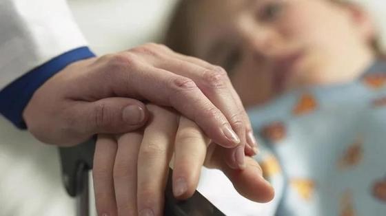 В московском детсаду воспитательница напоила детей растворителем В московском детсаду воспитательница напоила детей растворителем