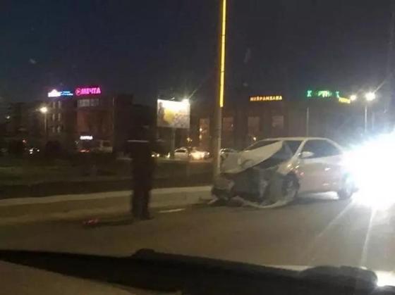 Столкновение Toyota с каретой «скорой в Акту»: есть пострадавшие (фото) Столкновение Toyota с каретой «скорой в Акту»: есть пострадавшие (фото)