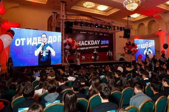 От 10 до 62 лет: более 3000 алматинцев приняли участие в фестивале инновационных идей От 10 до 62 лет: более 3000 алматинцев приняли участие в фестивале инновационных идей